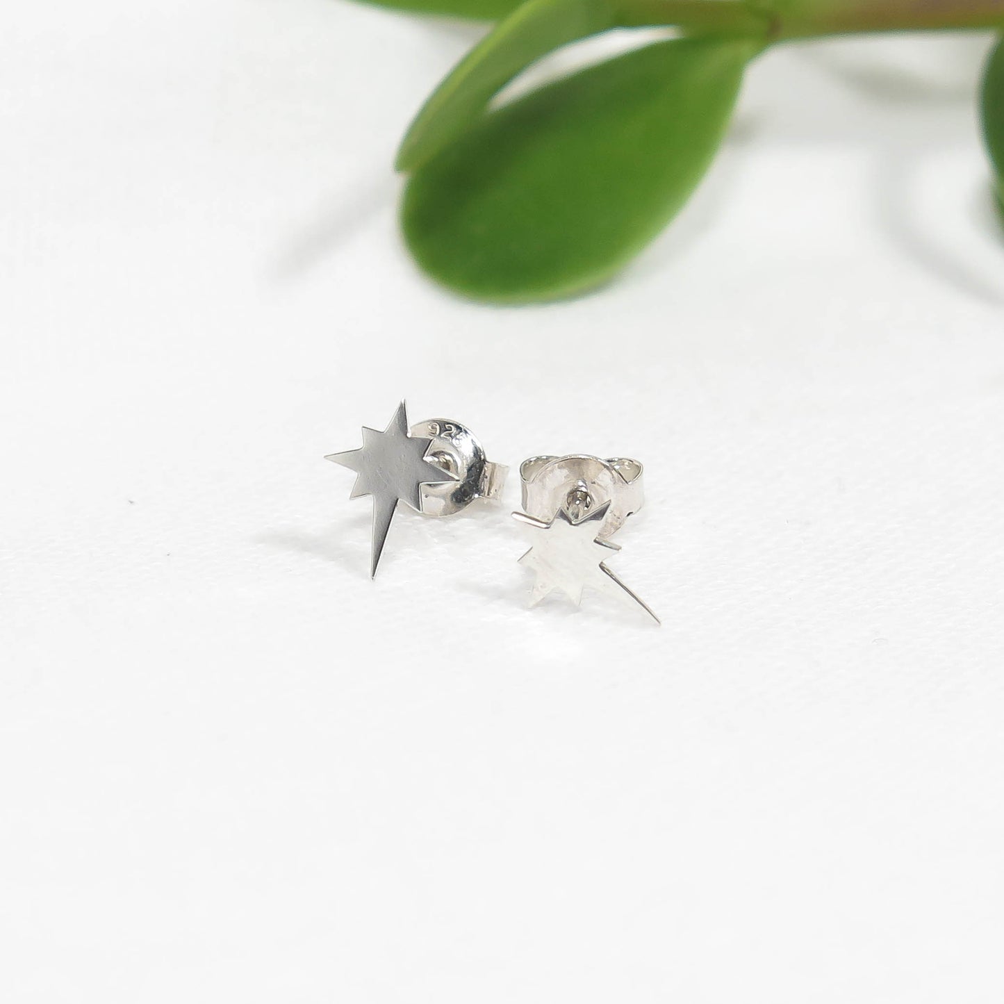 EIGHT-POINTED STAR STUDS 9 X 7 mm - ARGENTIUM SILVER EARRINGS