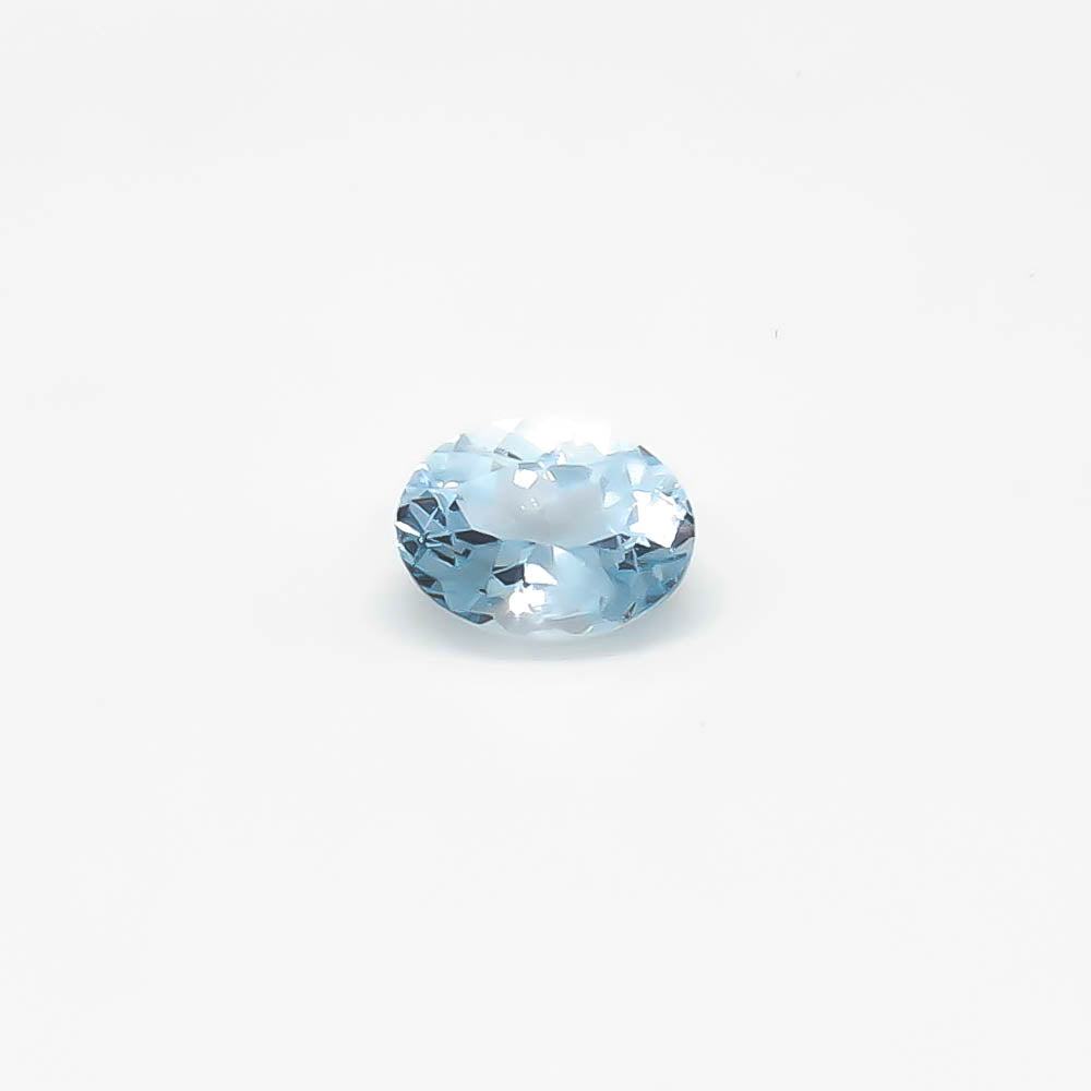 1.31 ct Oval Faceted Medium Blue Aquamarine