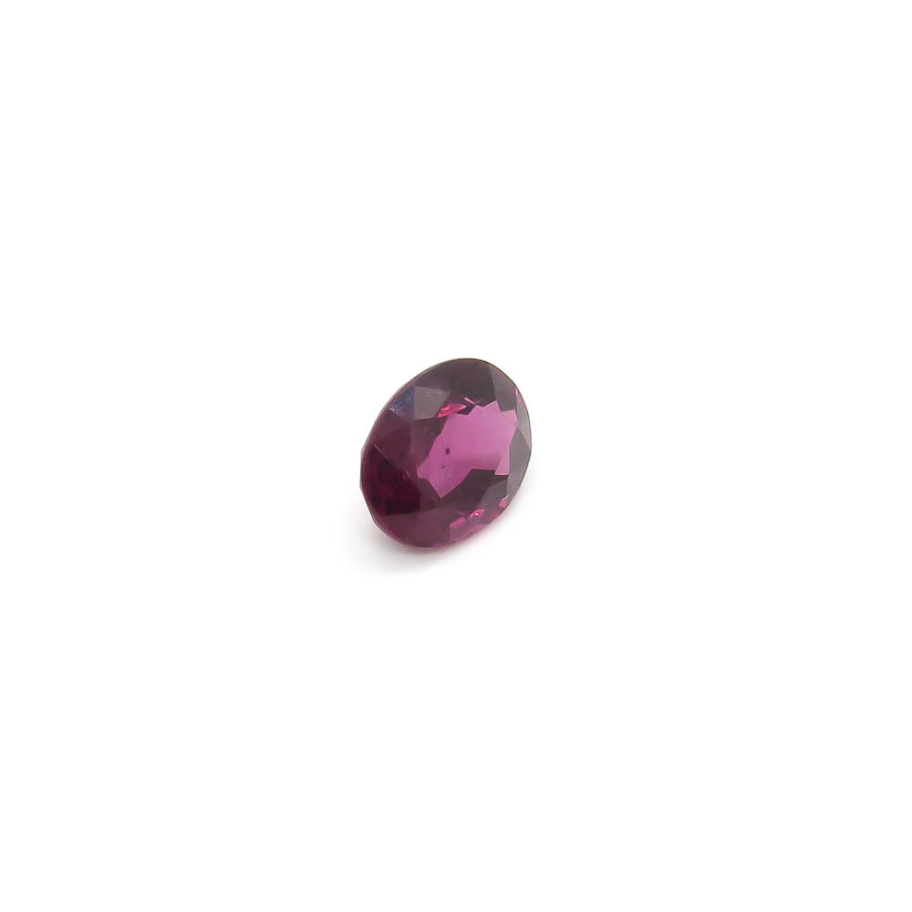 1.57 ct Oval Natural Rhodolite Garnet