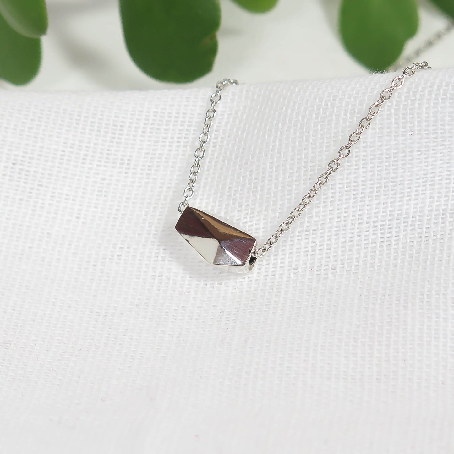 NELLMAPIUS PENDANT #1