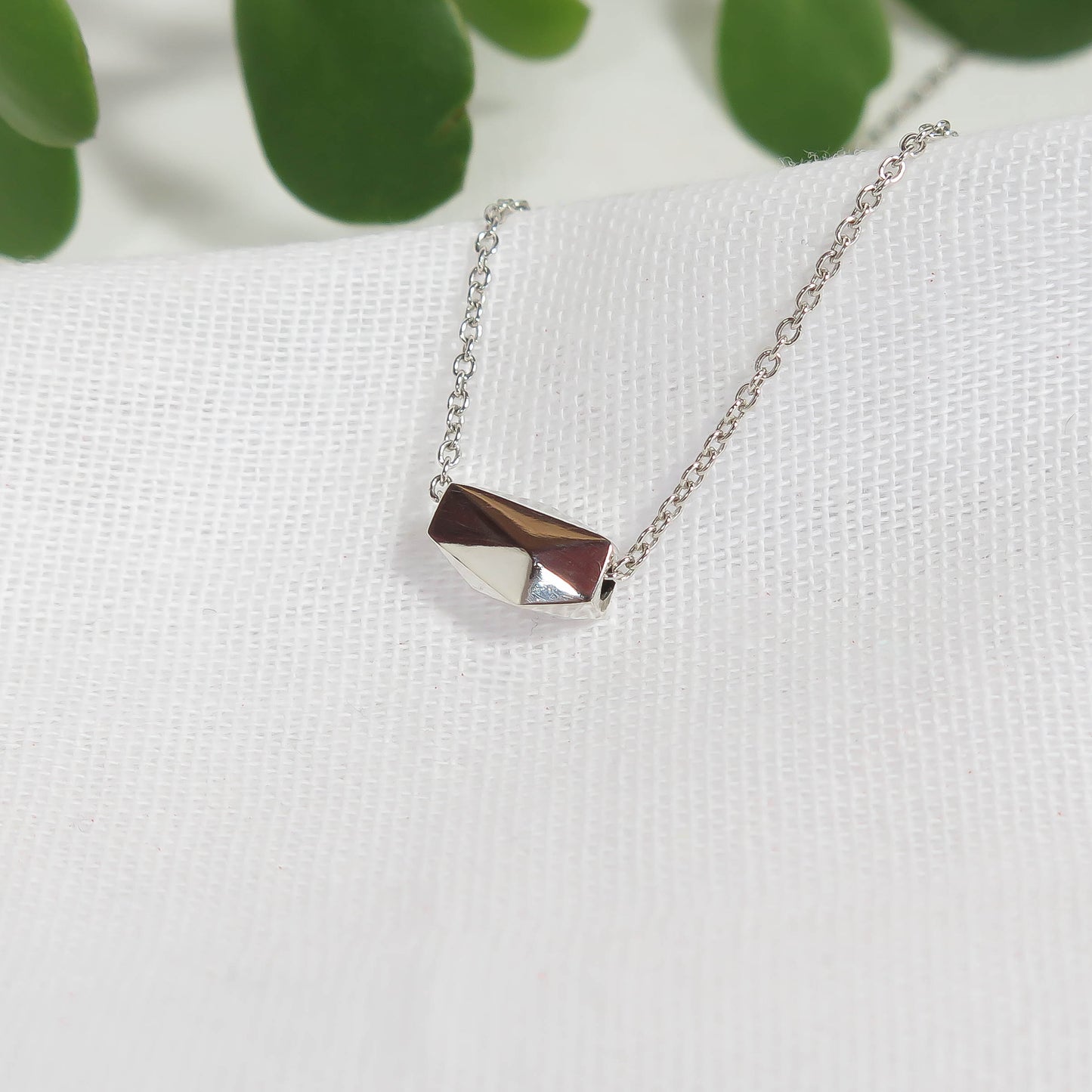 NELLMAPIUS PENDANT #1