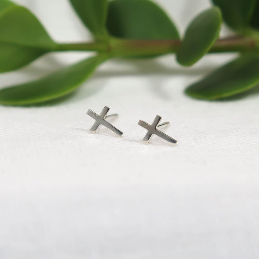 CROSS STUDS 7 X 5 mm