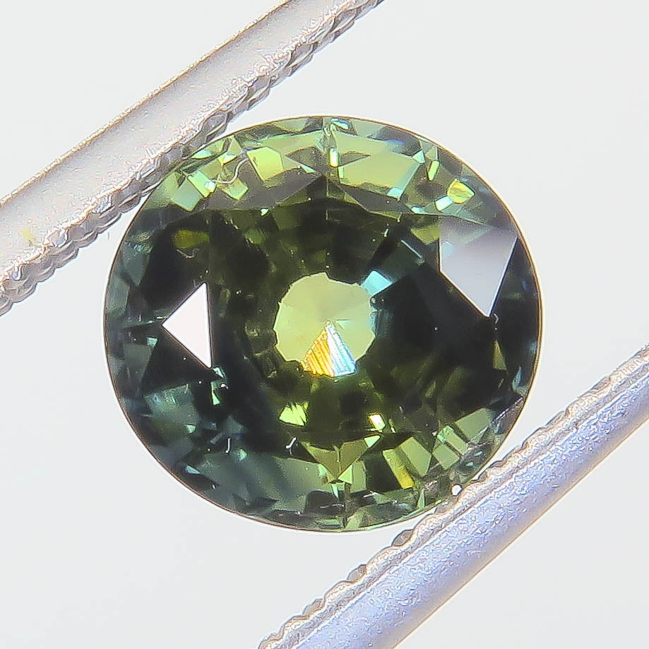 1.545 ct Natural Sapphire Round Peacock — Thailand