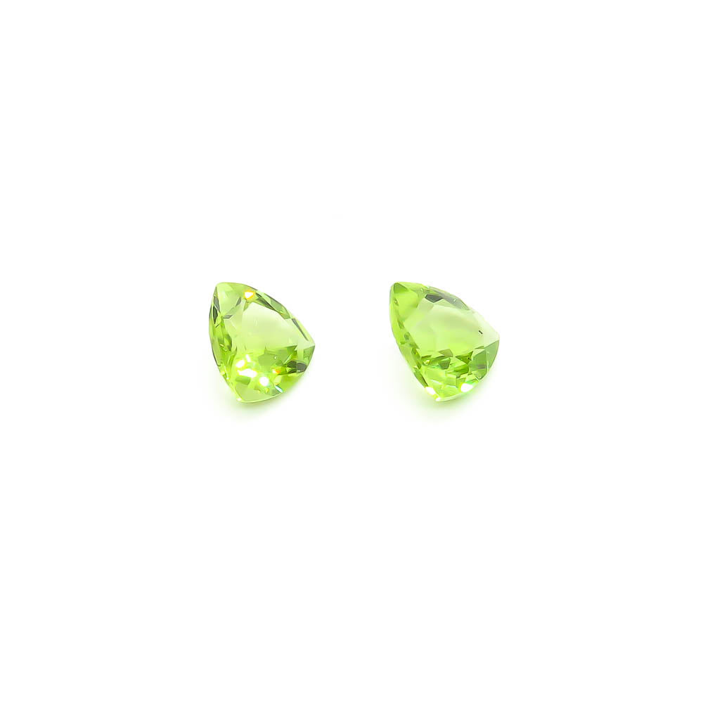 3.33 ct Trilliant Cut Pakistan Peridot Set Of 2 Stones