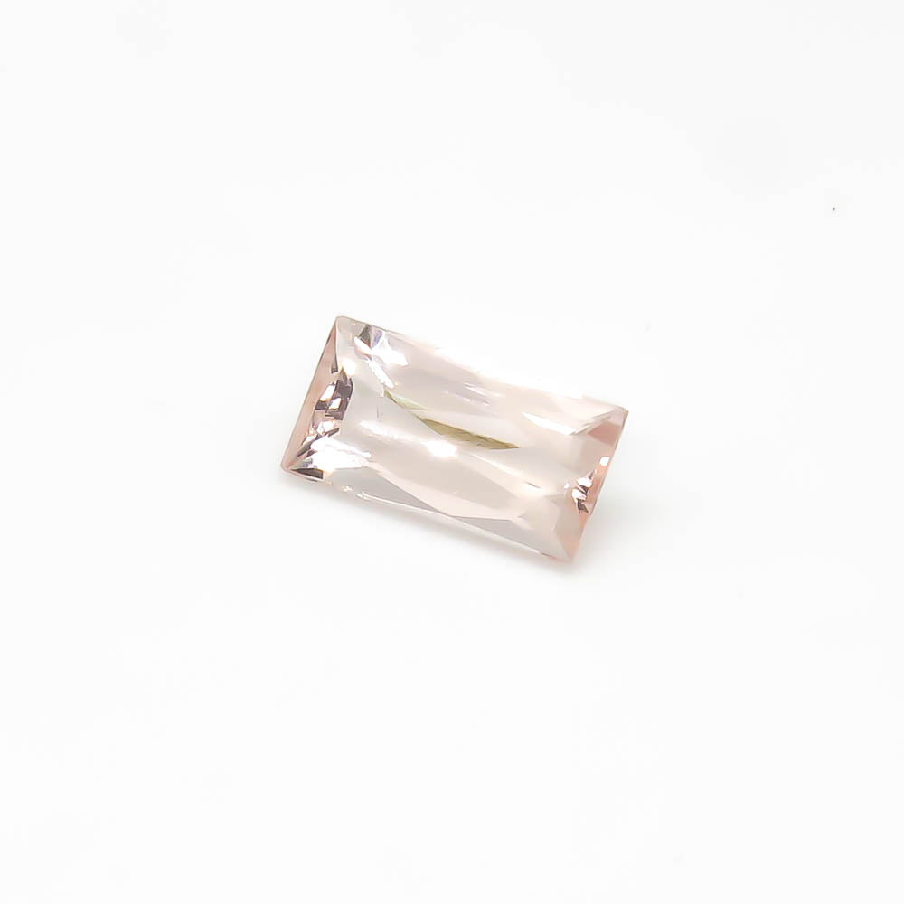 2.64 ct Baguette Pink Brazilian Morganite