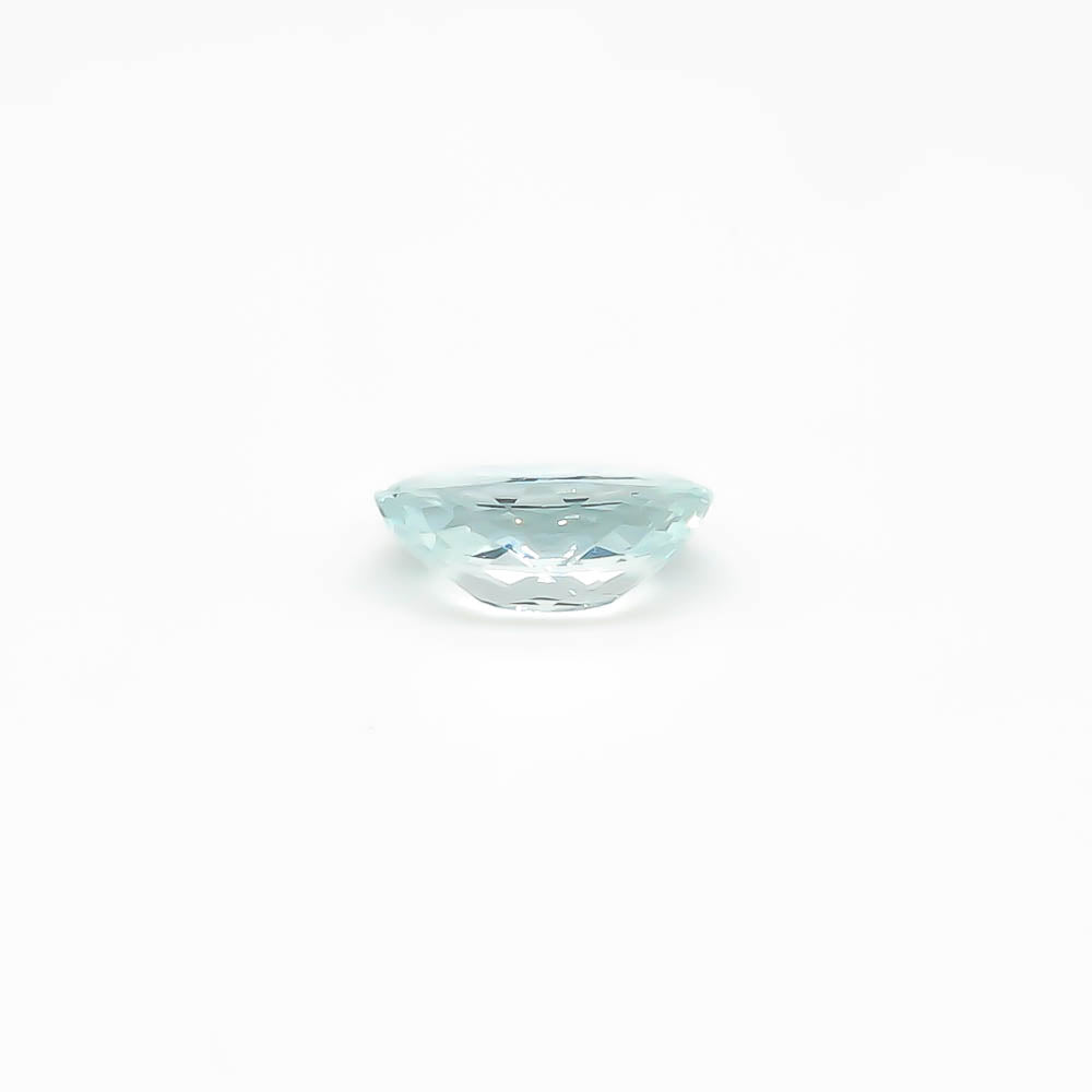 3.18 ct Oval Faceted Medium Blue Aquamarine