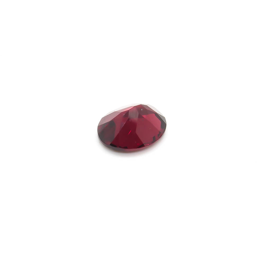 4.17 ct Oval Natural Rhodolite Garnet