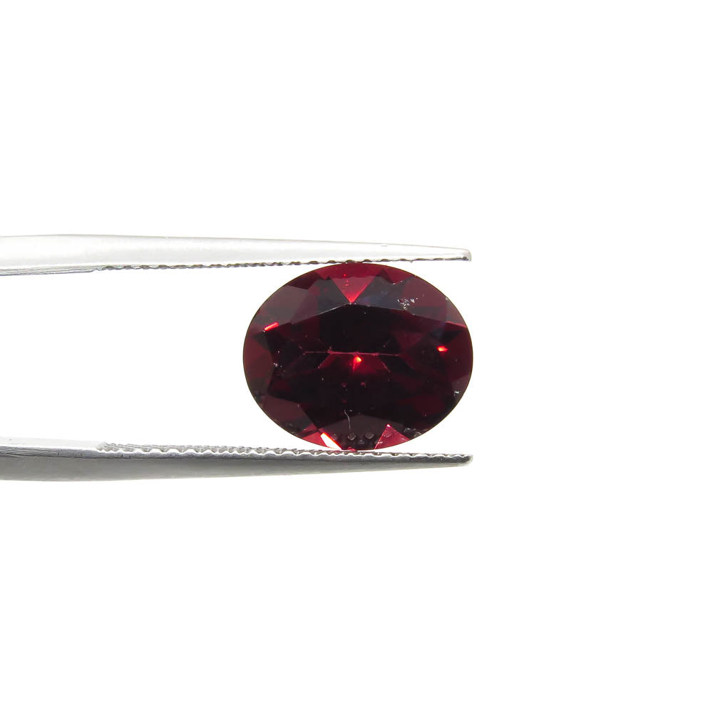 4.17 ct Oval Natural Rhodolite Garnet