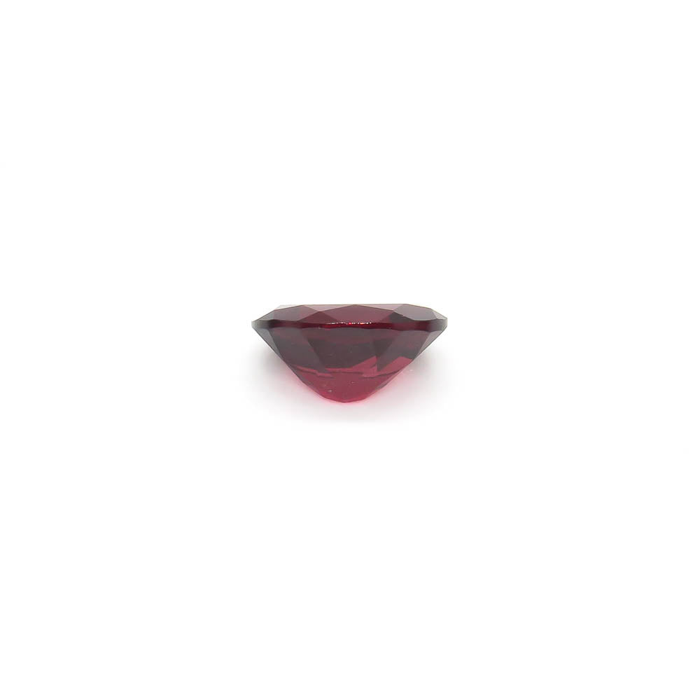 4.17 ct Oval Natural Rhodolite Garnet