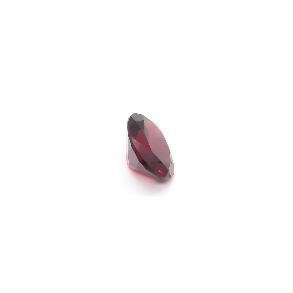 4.17 ct Oval Natural Rhodolite Garnet