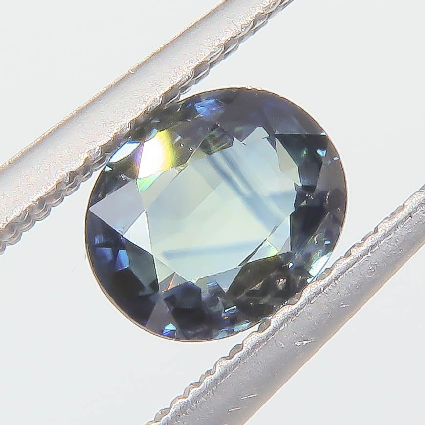 0.855 ct Natural Sapphire Oval Peacock — Antsiranana