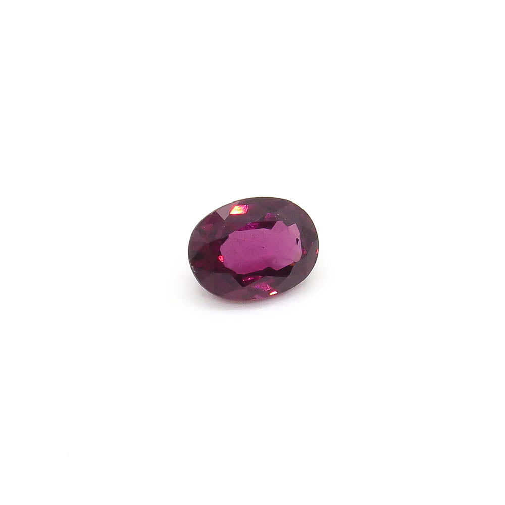 1.66 ct Oval Natural Rhodolite Garnet