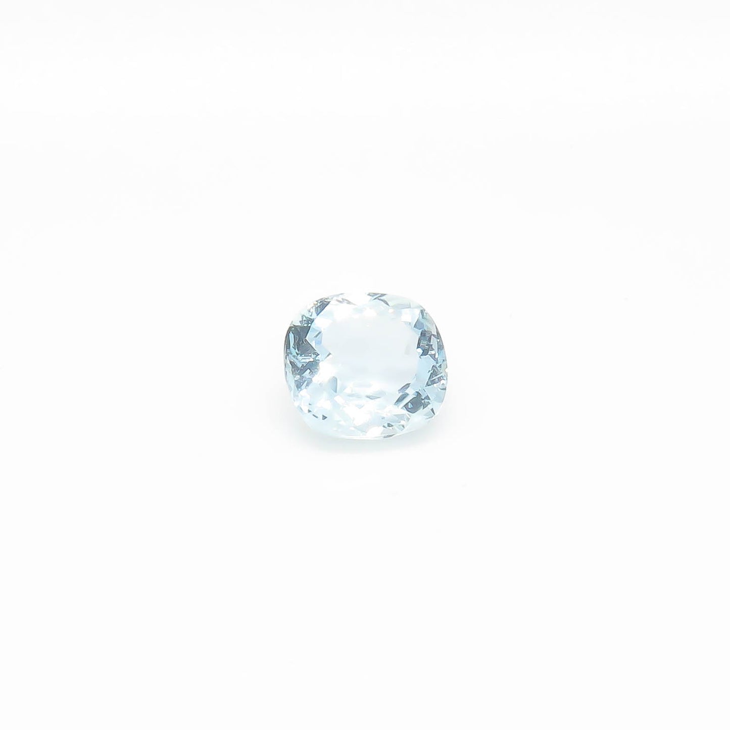 3.55 ct CERTIFIED Cushion Cut Faceted Pale Blue Aquamarine