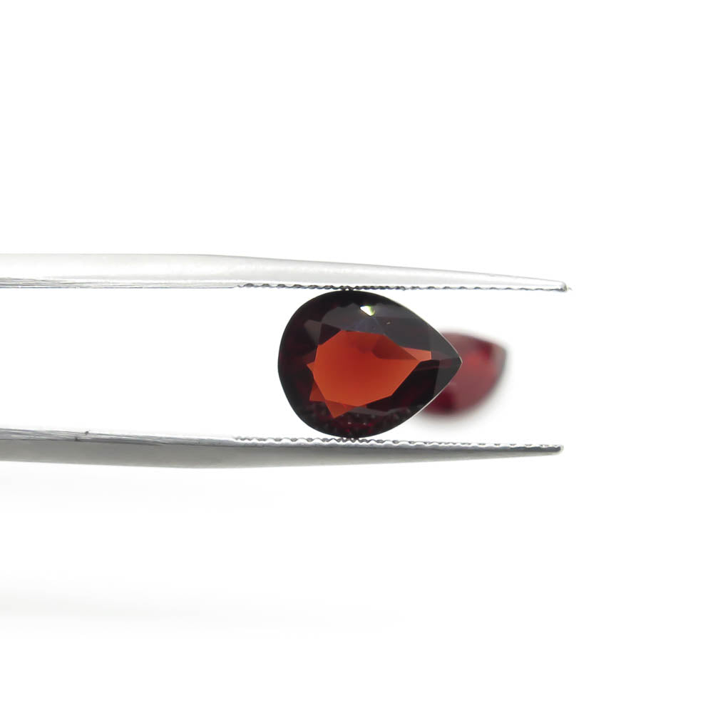 5.45 ct Wine-Red Pear Shaped Natural Pyrope Garnet Set of 2 Stones