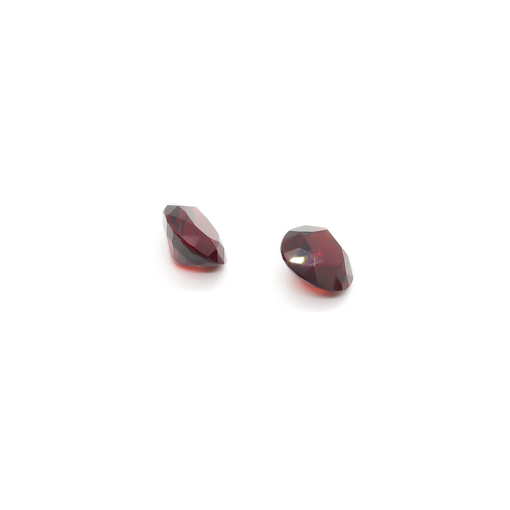 5.45 ct Wine-Red Pear Shaped Natural Pyrope Garnet Set of 2 Stones