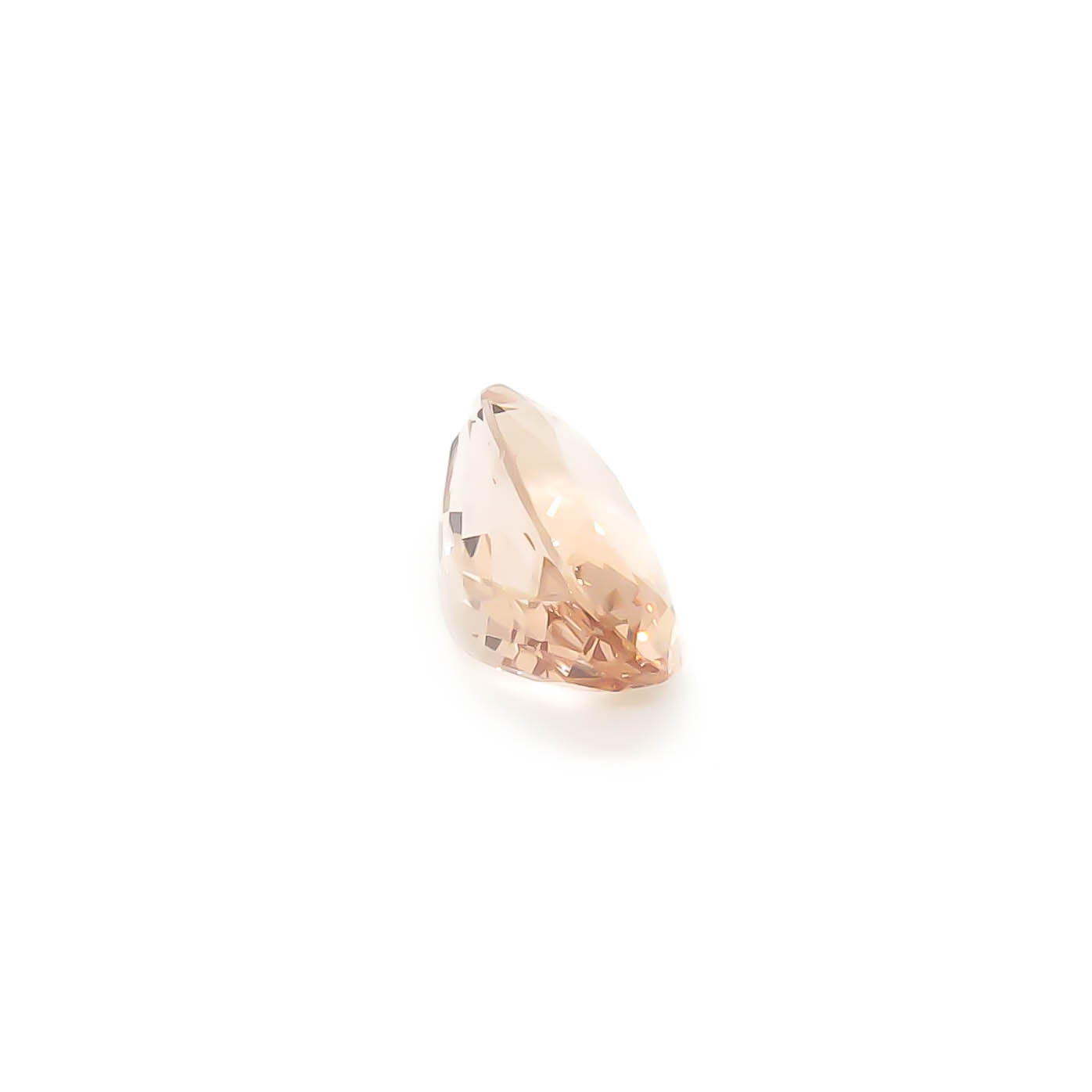 5.24 ct CERTIFIED Oval Faceted Peach Coloured African Morganite