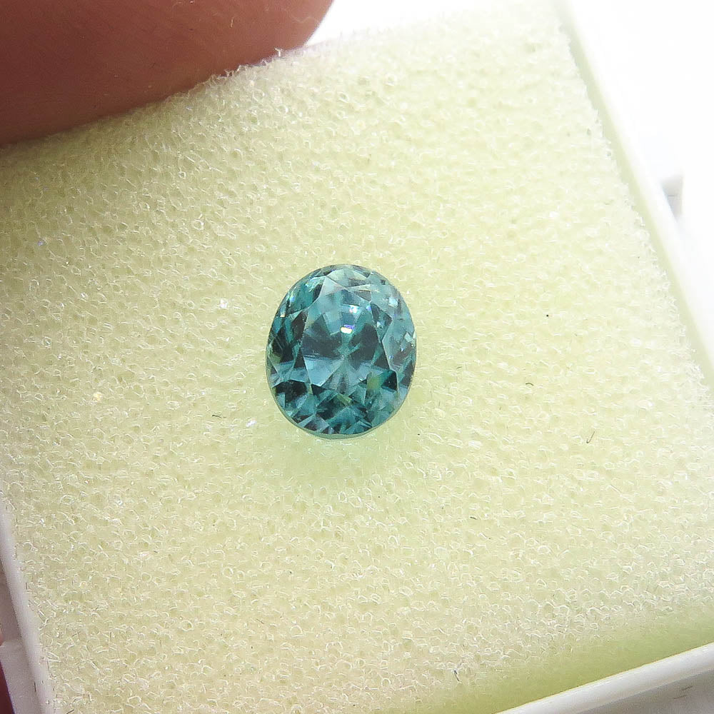 2.15 ct Oval Sky Blue Natural Zircon