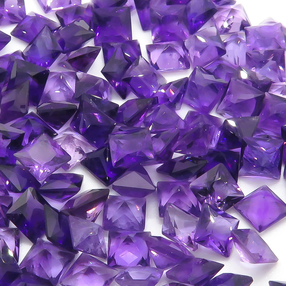 0.54 ct (5mm x 5mm) Square Faceted Amethyst - Dark Purple